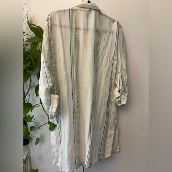 NWT Elan White Multi Stripe Button Up Boyfriend Top cover Up Medium - Picture 10 of 13